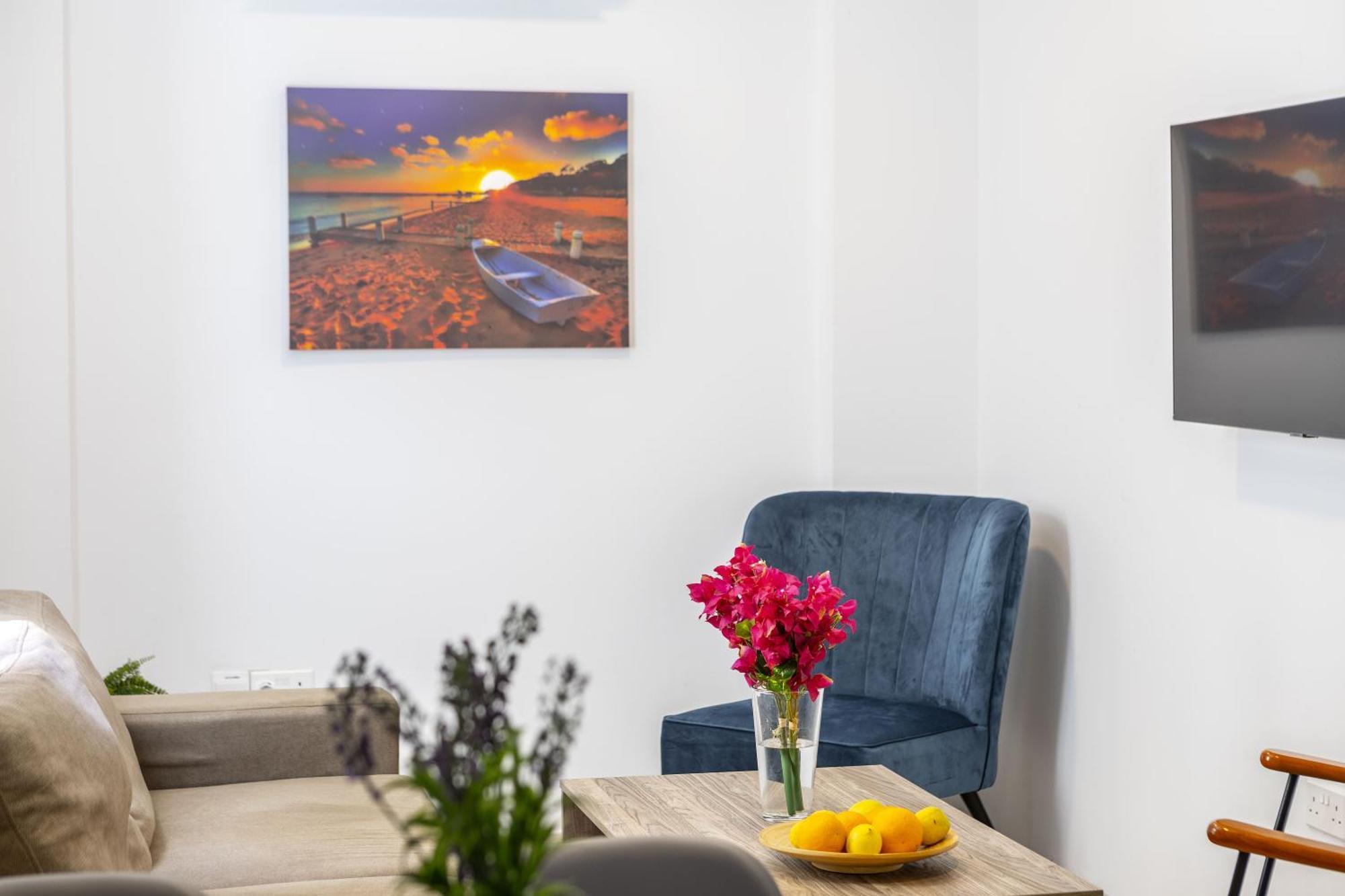 C-Premium Apts 100M From Beach And City Centre Larnaca Exterior foto